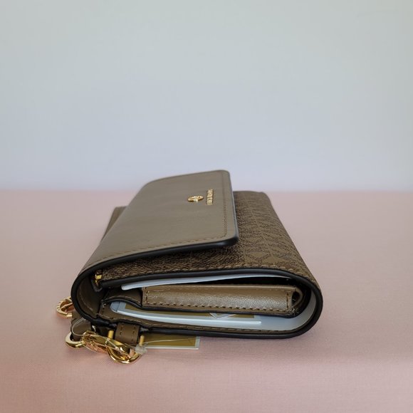 Michael Kors Jet Set Charm Signature Logo Colorblock LG Flap Phone Wristlet- ⭐ - Picture 10 of 16